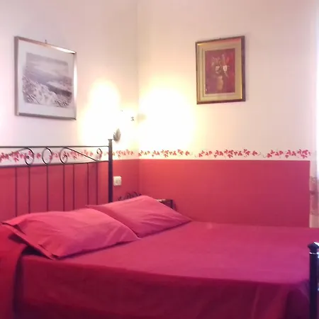 Le Quattro Stagioni Alojamento de Acomodação e Pequeno-almoço Viterbo